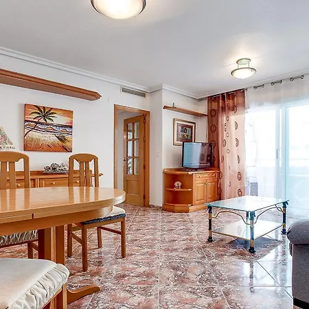 Globus Goleta Apartamento
