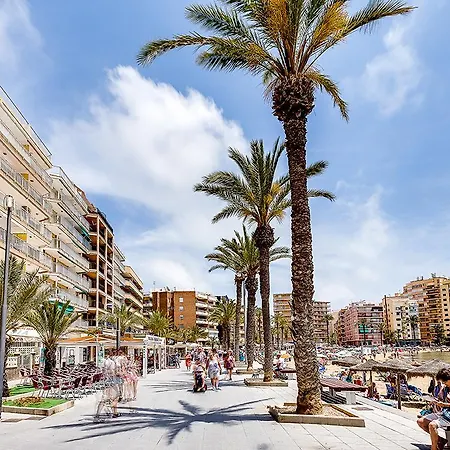 Globus Goleta Apartamento